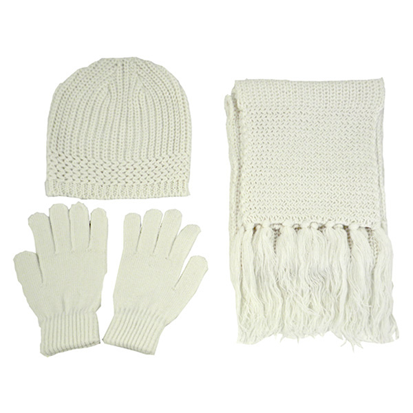 Knitted Winter Set - Image 4